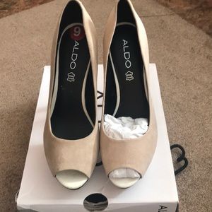 😍😍 BRAND NEW ALDO NYDEICIA HEELS😍😍
